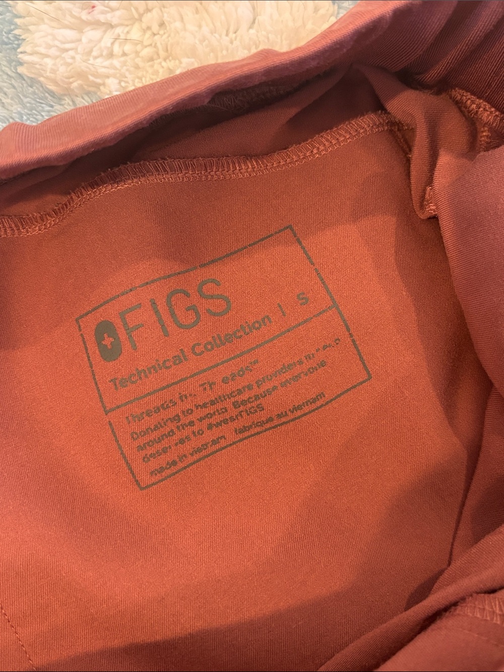 Figs Scrubs Set - Picture 6 of 6